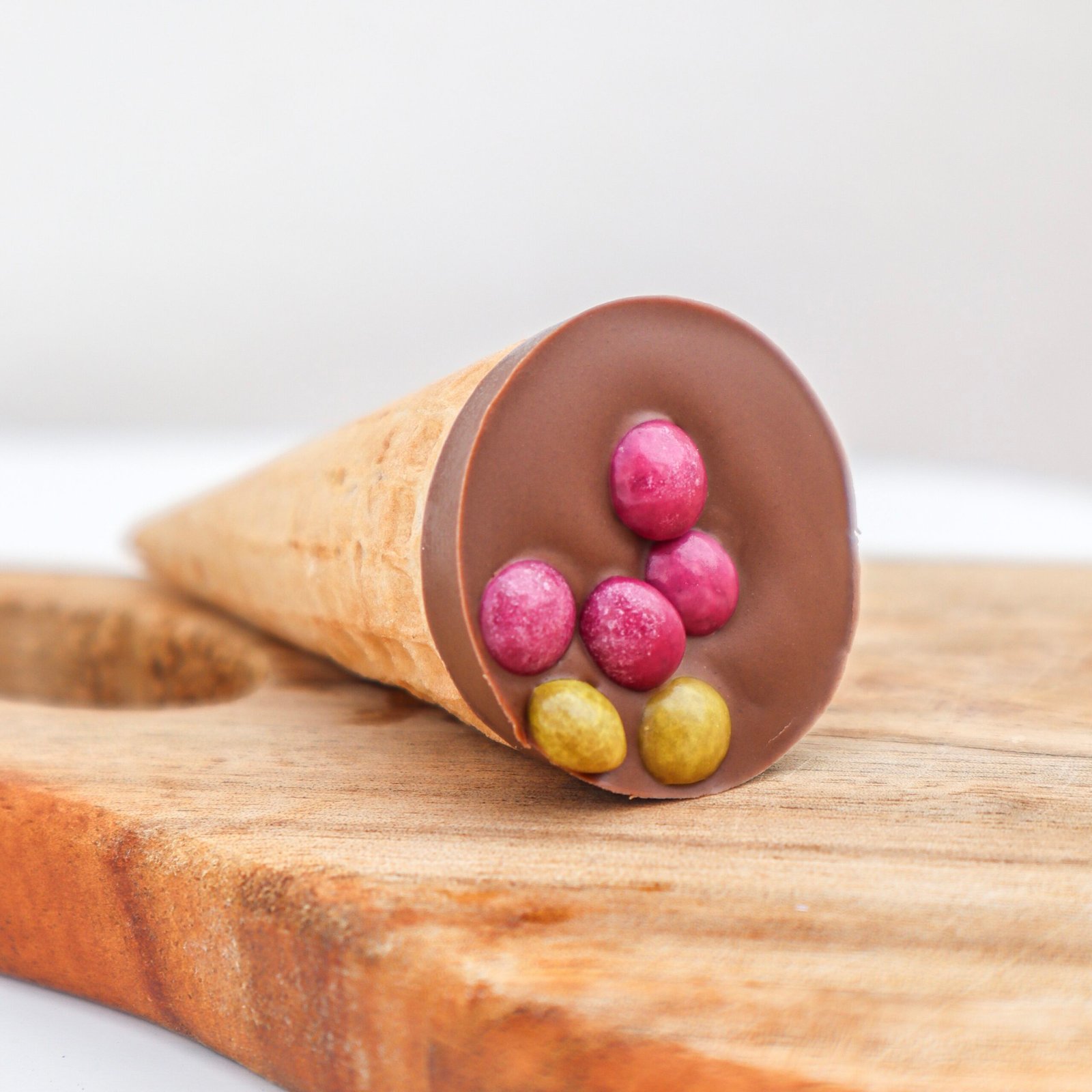 Minicco Cornet with Hazelnuts