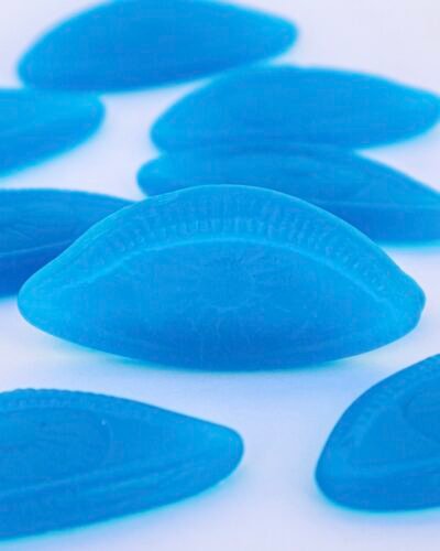 Lucky Blue Eyes vegan candy chuches veganas blueberry arañado mal de ojo evil eye curse godis fabrica