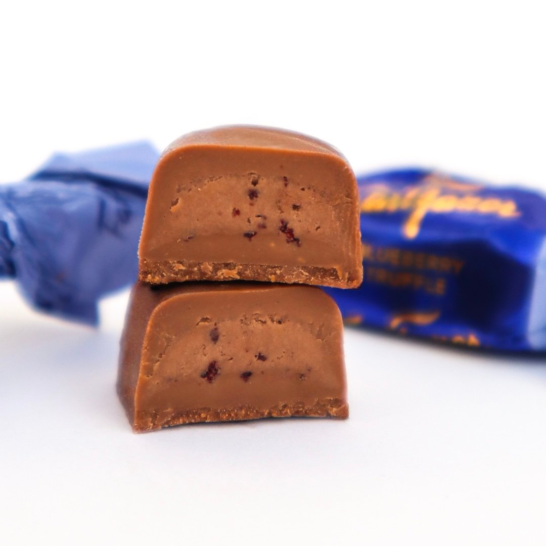 Karl Fazer Blueberry Chocolate suklaa suomi fazer suklaa Finnish chocolate praline framboesa con chocolate arandano mustikka chocolate Finlandia spain portugal